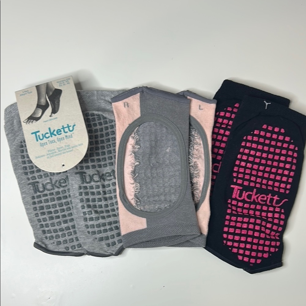 Piladys yoga grip athletic Socks women size 6-9.5 open toe & heel stretchy